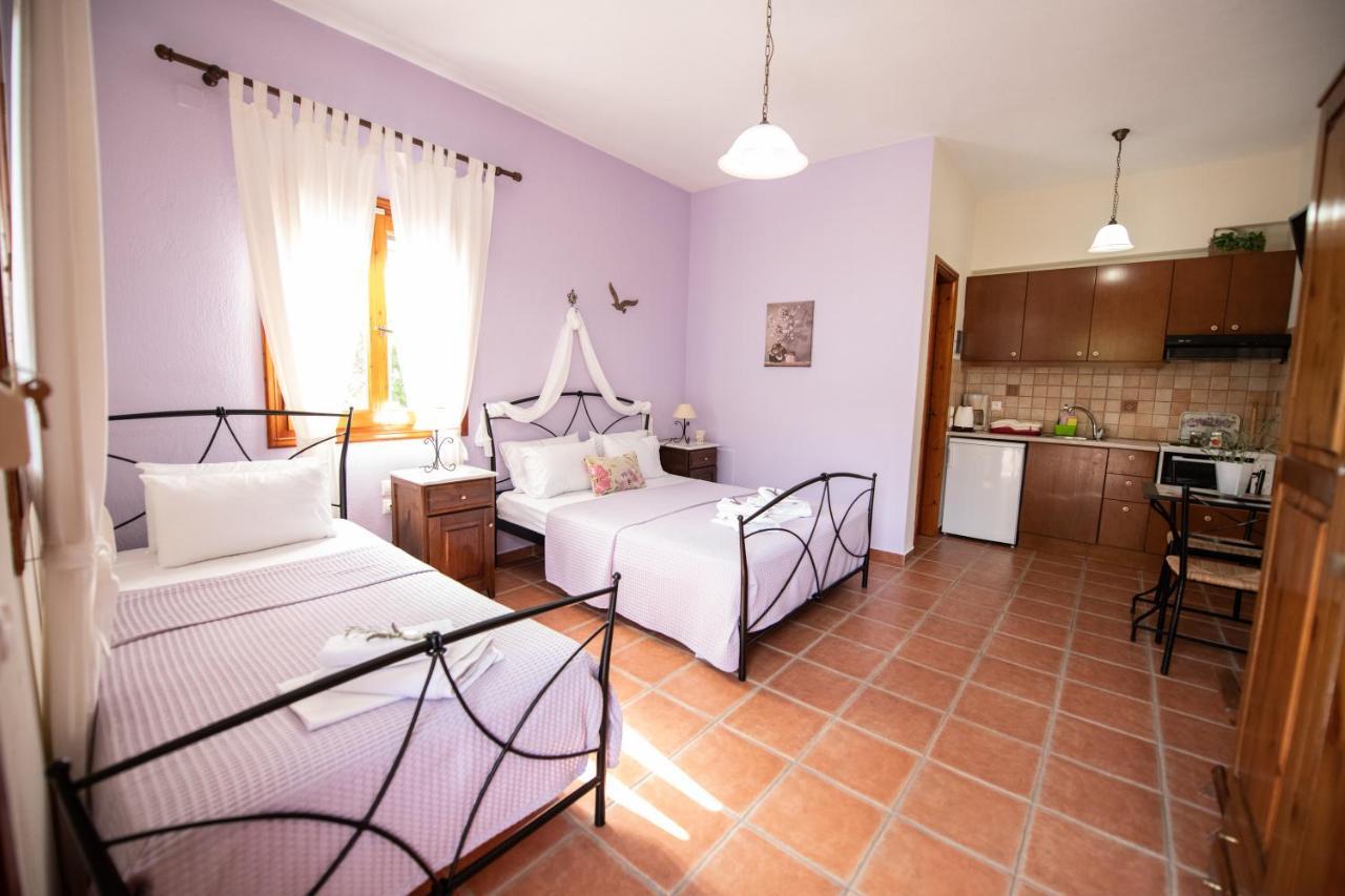 Katikies Stamatias Studios & Maisonettes Agnontas Екстериор снимка